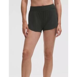 NWT Lululemon Fast and Free High-Rise Split Short 3" Rainforest Green Yoga XXS